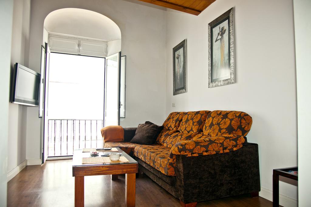Apartamentos La Casa De La Alameda Медіна-Сідонія Номер фото
